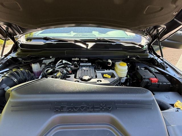 2026 Ram 2500 Big Horn Crew Cab 4x4 64 Box