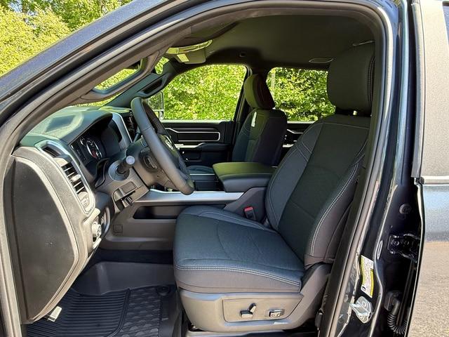 2026 Ram 2500 Big Horn Crew Cab 4x4 64 Box