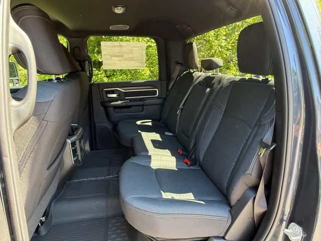 2026 Ram 2500 Big Horn Crew Cab 4x4 64 Box