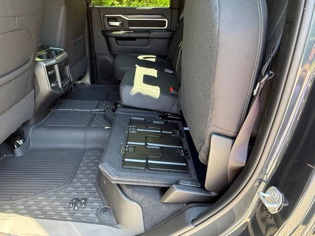 2026 Ram 2500 Big Horn Crew Cab 4x4 64 Box