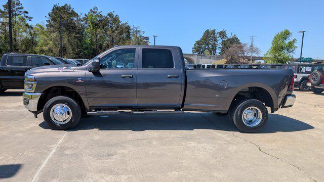 2026 RAM Ram 3500 RAM 3500 TRADESMAN CREW CAB 4X4 8 BOX