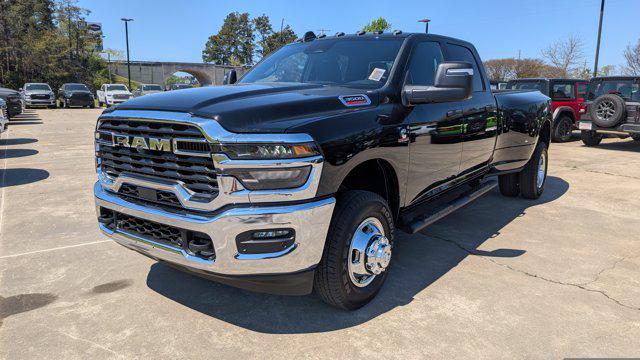 2026 RAM Ram 3500 RAM 3500 TRADESMAN CREW CAB 4X4 8 BOX