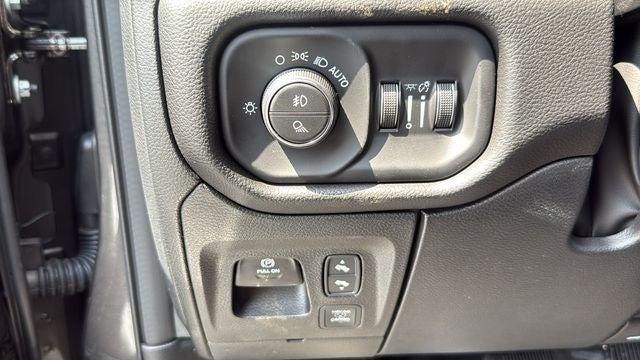 2026 Ram 1500 Rebel Crew Cab 4x4 5'7" Box