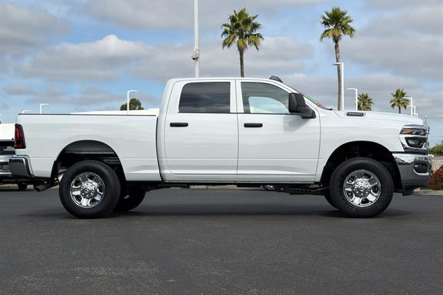 2026 RAM Ram 2500 RAM 2500 TRADESMAN CREW CAB 4X4 64 BOX