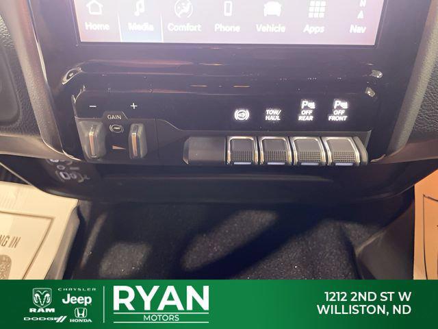 2026 Ram 2500 Big Horn Crew Cab 4x4 64 Box