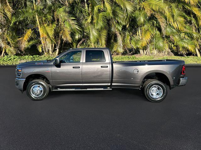 2026 RAM Ram 3500 RAM 3500 TRADESMAN CREW CAB 4X4 8 BOX