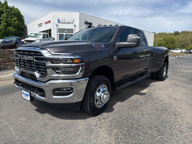 2026 Ram 3500 Tradesman Crew Cab 4x4 8' Box for sale in Graham, TX