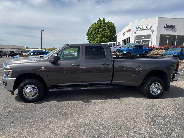 2026 Ram 3500 Tradesman Crew Cab 4x4 8' Box