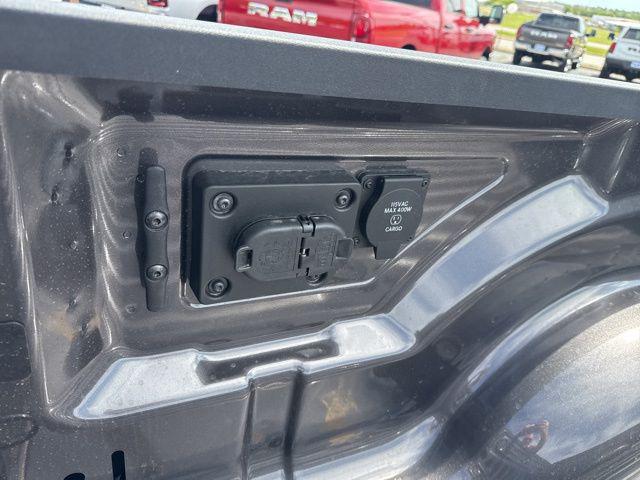 2026 Ram 3500 Tradesman Crew Cab 4x4 8' Box