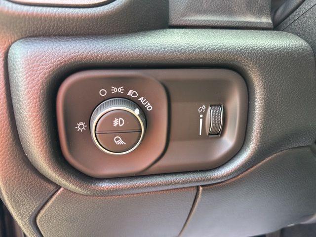 2026 Ram 3500 Tradesman Crew Cab 4x4 8' Box
