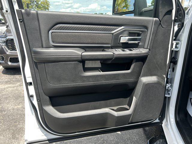 2026 Ram 3500 Big Horn Crew Cab 4x4 6'4" Box