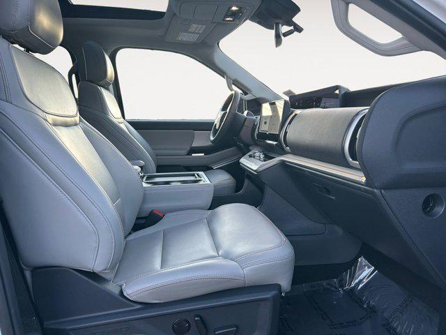 2025 Ford Expedition Active MAX
