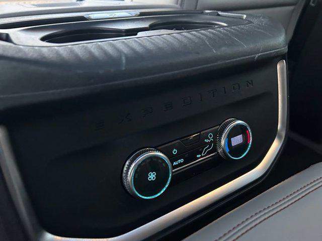 2025 Ford Expedition Active MAX