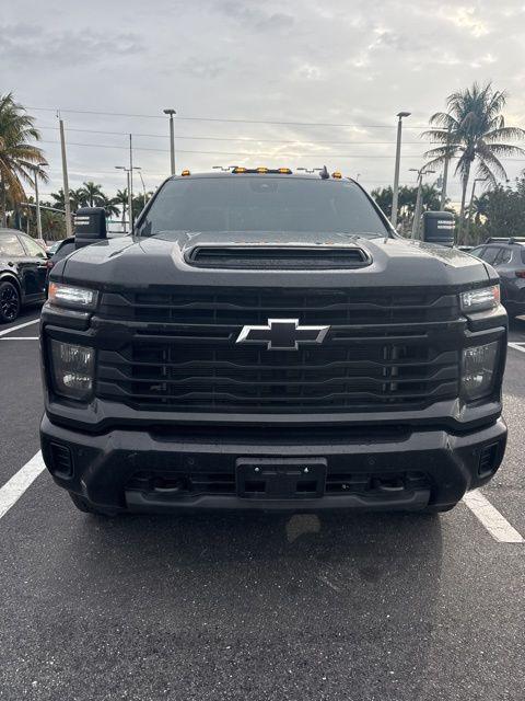 2025 Chevrolet Silverado 2500HD 4WD Crew Cab Standard Bed Custom