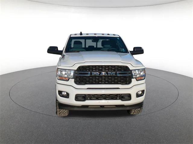 2022 RAM 2500 Big Horn Crew Cab 4x4 64 Box