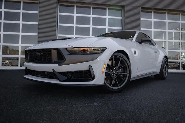 2025 Ford Mustang Dark Horse Fastback