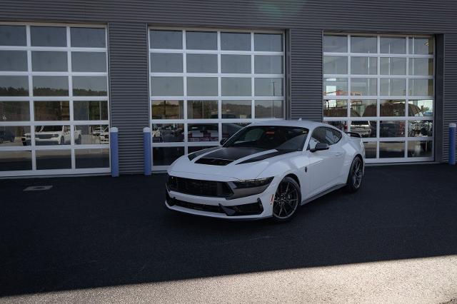 2025 Ford Mustang Dark Horse Fastback