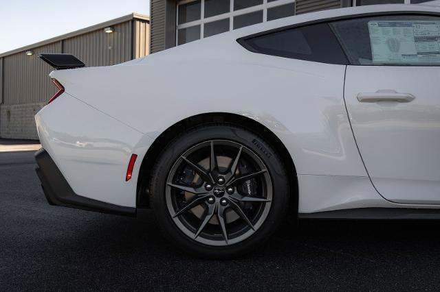 2025 Ford Mustang Dark Horse Fastback