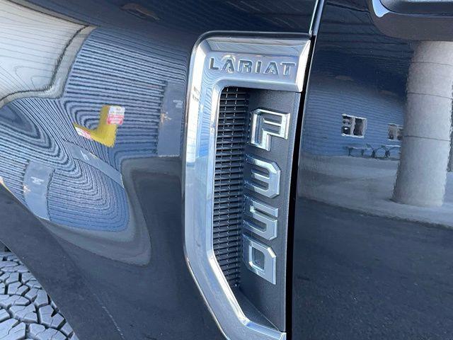2022 Ford F-350 LARIAT