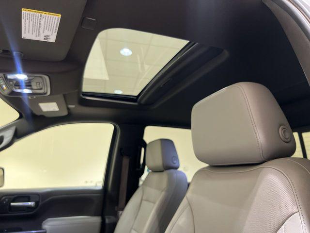 2022 Chevrolet Silverado 1500 4WD Crew Cab Short Bed LTZ