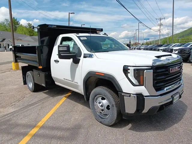 2026 GMC Sierra 3500HD Pro