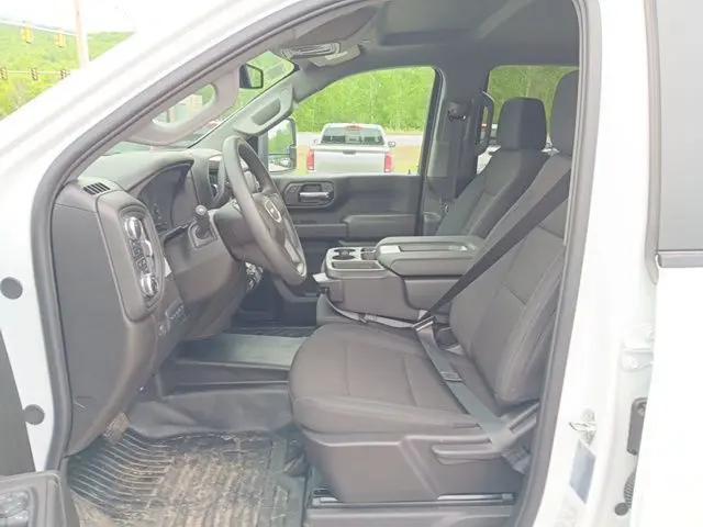 2025 GMC Sierra 3500HD Pro