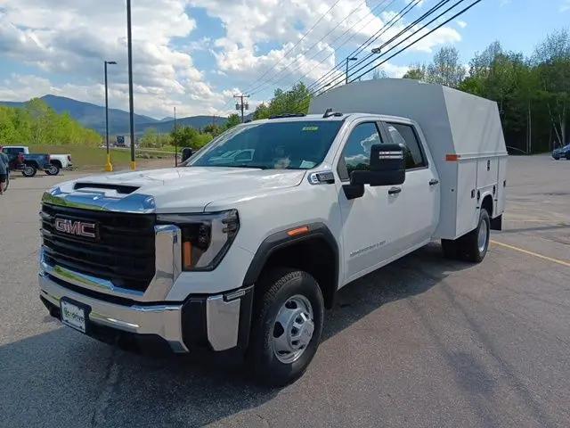 2025 GMC Sierra 3500HD Pro