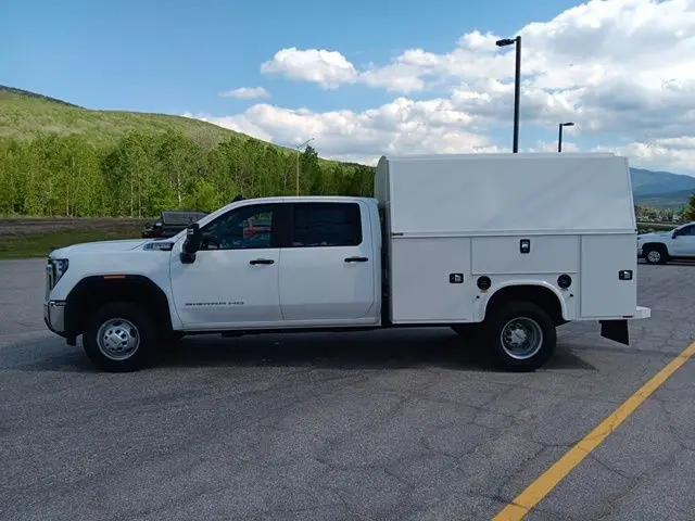 2025 GMC Sierra 3500HD Pro