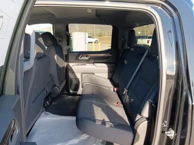 2026 Chevrolet Silverado 1500 4WD Crew Cab Short Bed LT with 2FL
