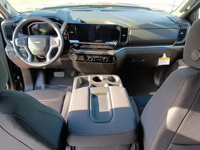 2026 Chevrolet Silverado 1500 4WD Crew Cab Short Bed LT with 2FL