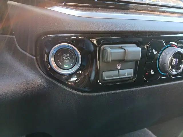 2026 Chevrolet Silverado 1500 4WD Crew Cab Short Bed LT with 2FL