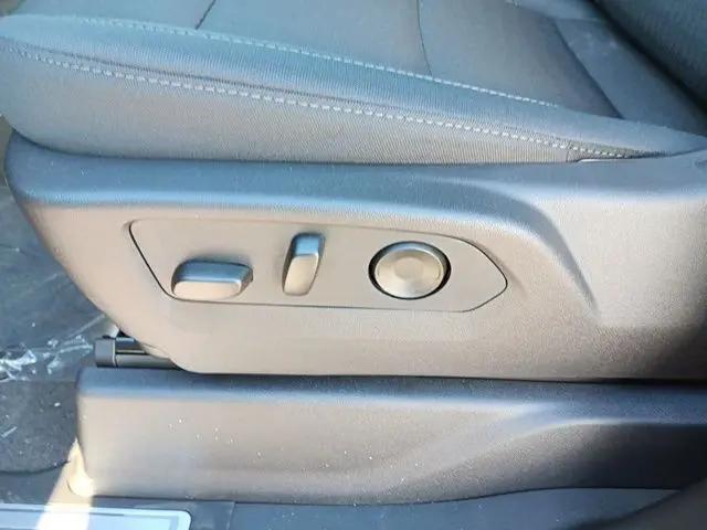 2026 Chevrolet Silverado 1500 4WD Crew Cab Short Bed LT with 2FL