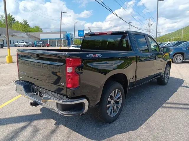 2026 Chevrolet Silverado 1500 4WD Crew Cab Short Bed LT with 2FL