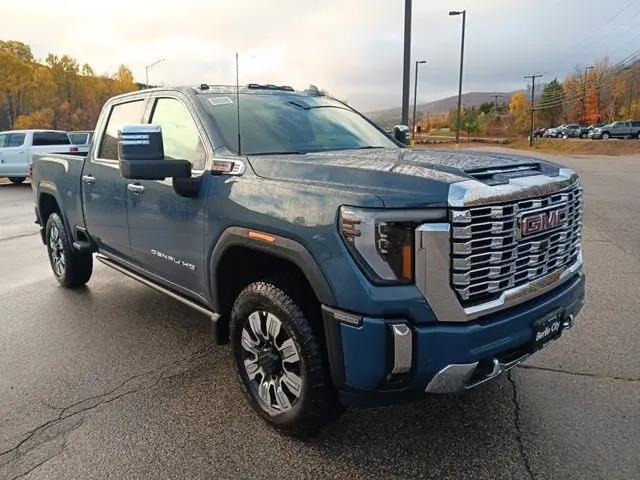 2026 GMC Sierra 2500HD Crew Cab, Standard Bed, Denali, 4WD