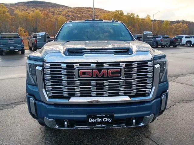 2026 GMC Sierra 2500HD Crew Cab, Standard Bed, Denali, 4WD