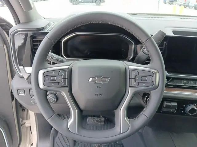 2026 Chevrolet Silverado 1500 4WD Crew Cab Short Bed RST
