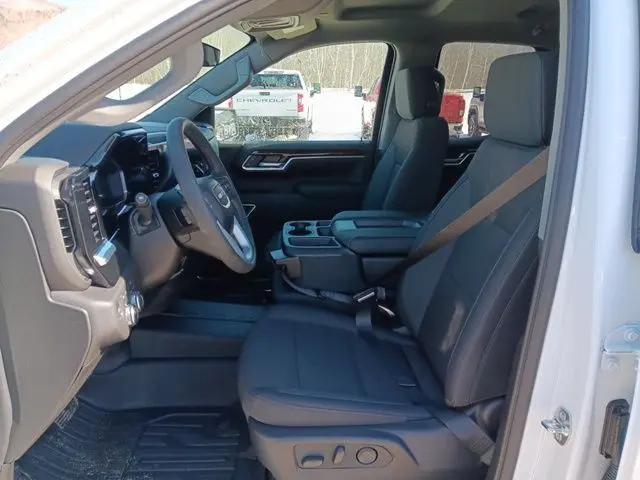 2026 GMC Sierra 1500 Double Cab, Standard Bed, SLE, 4WD