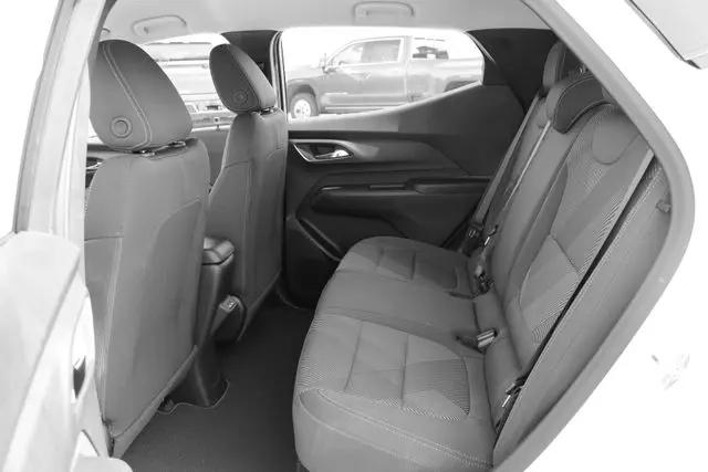 2027 Chevrolet Bolt LT FWD