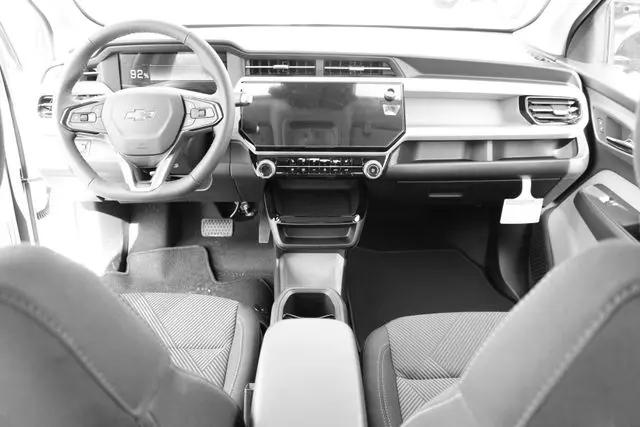 2027 Chevrolet Bolt LT FWD