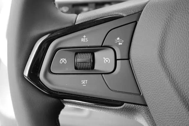 2027 Chevrolet Bolt LT FWD