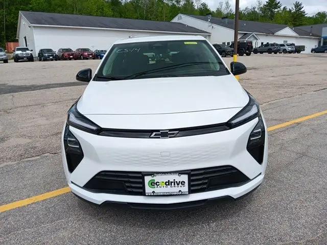 2027 Chevrolet Bolt LT FWD