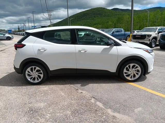2027 Chevrolet Bolt LT FWD