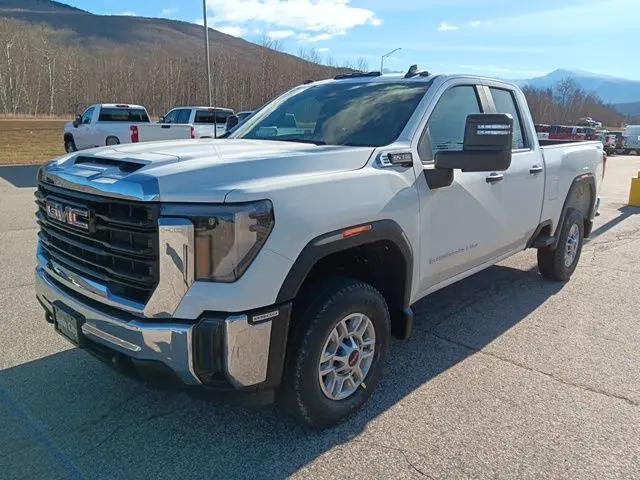 2026 GMC Sierra 2500HD Double Cab, Standard Bed, Pro, RWD