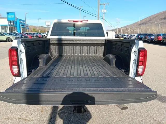 2026 GMC Sierra 2500HD Double Cab, Standard Bed, Pro, RWD