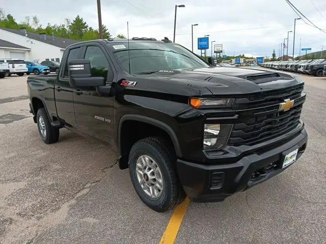 2026 Chevrolet Silverado 2500HD Double Cab, Standard Bed, WT, 4WD