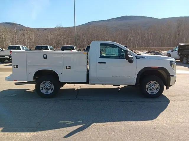 2025 GMC Sierra 2500HD 4WD Regular Cab Long Bed Pro
