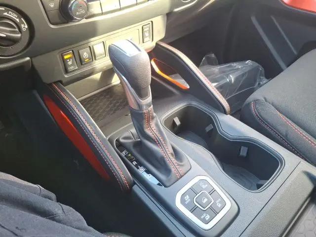 2026 Nissan Frontier Crew Cab PRO-4X 4x4