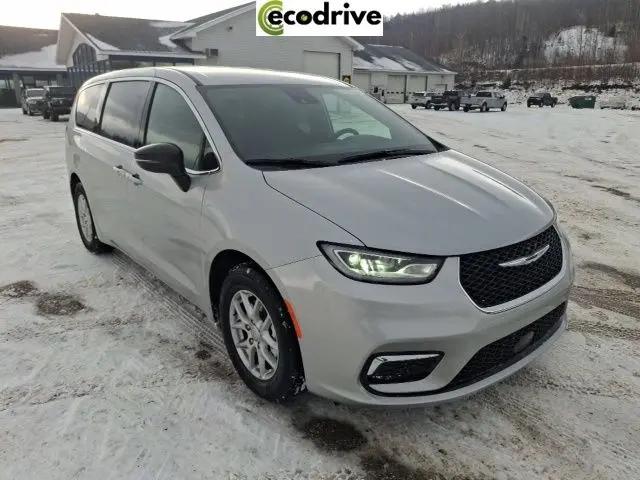 2026 Chrysler Pacifica Select for sale in Gorham, NH