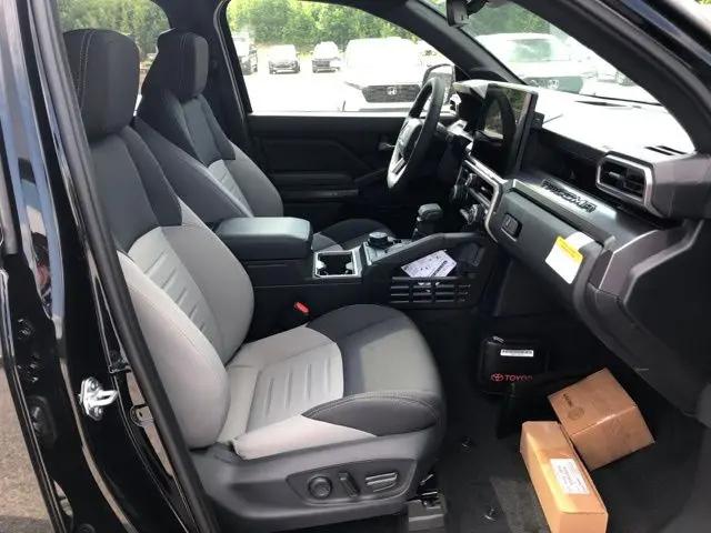 2025 Toyota Tacoma TRD Sport 4WD