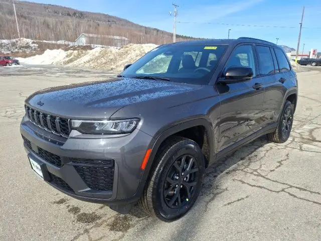 2026 Jeep Grand Cherokee Altitude 4x4
